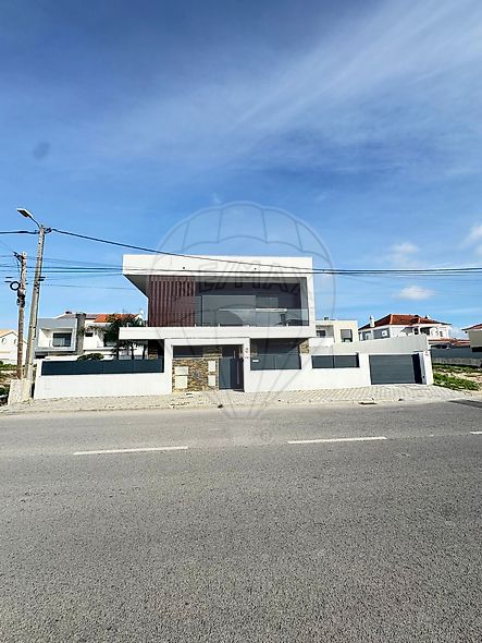 Moradia T4 à venda em Seixal
